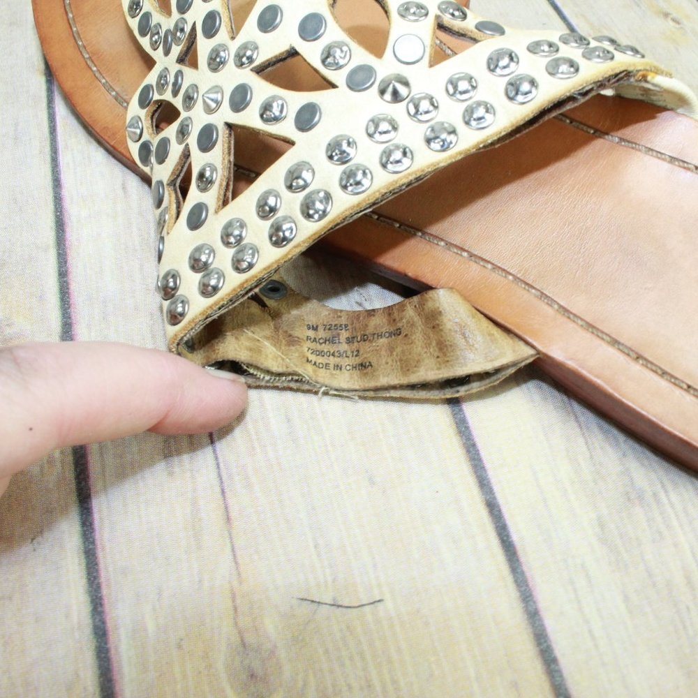 FRYE Rachel Studded Thong Sandals Size 9 - Picture 8 of 8